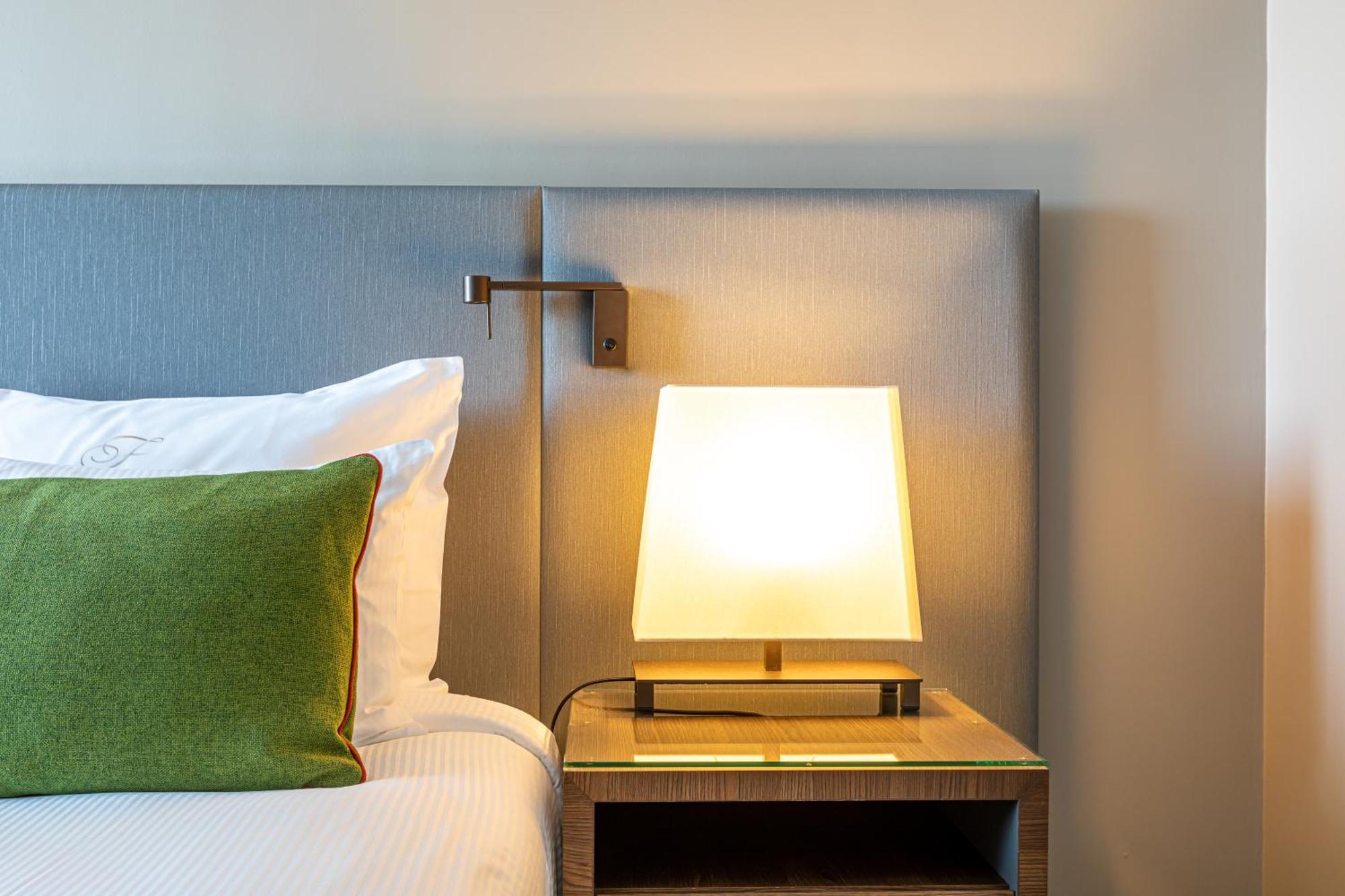 Fraser Suites Paris La Defense Курбевуа Экстерьер фото