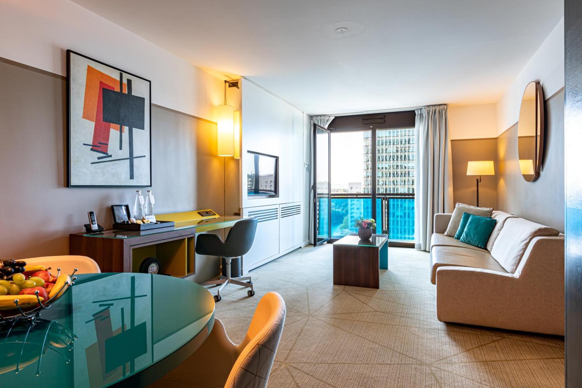 Fraser Suites Paris La Defense Курбевуа Экстерьер фото