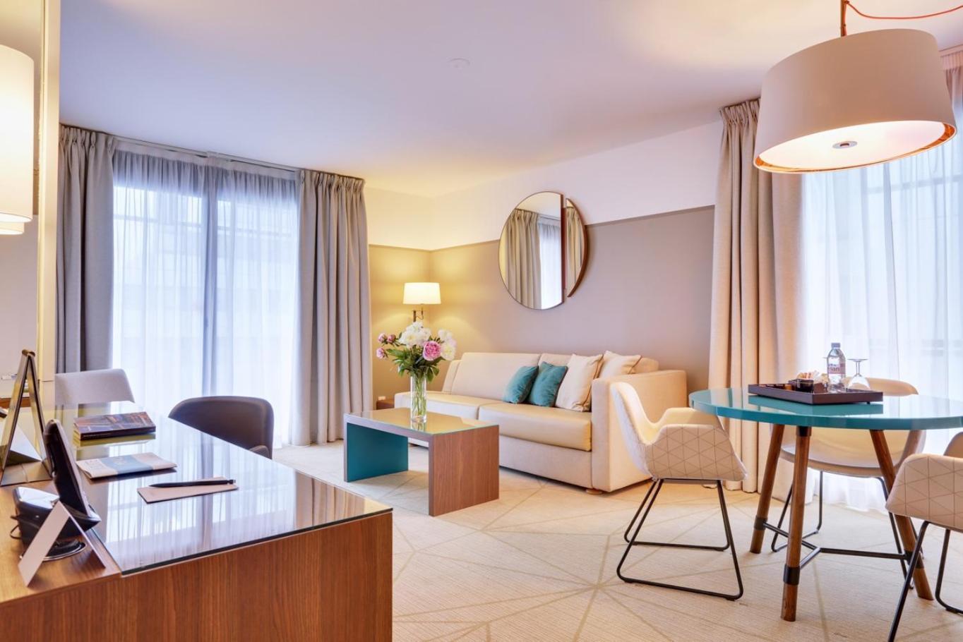 Fraser Suites Paris La Defense Курбевуа Экстерьер фото Suite