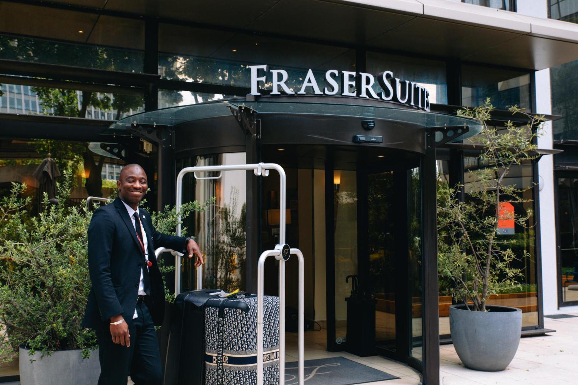 Fraser Suites Paris La Defense Курбевуа Экстерьер фото Fraser Suites Paris