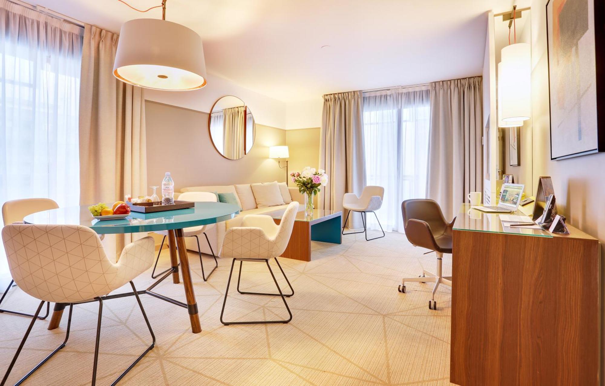 Fraser Suites Paris La Defense Курбевуа Экстерьер фото